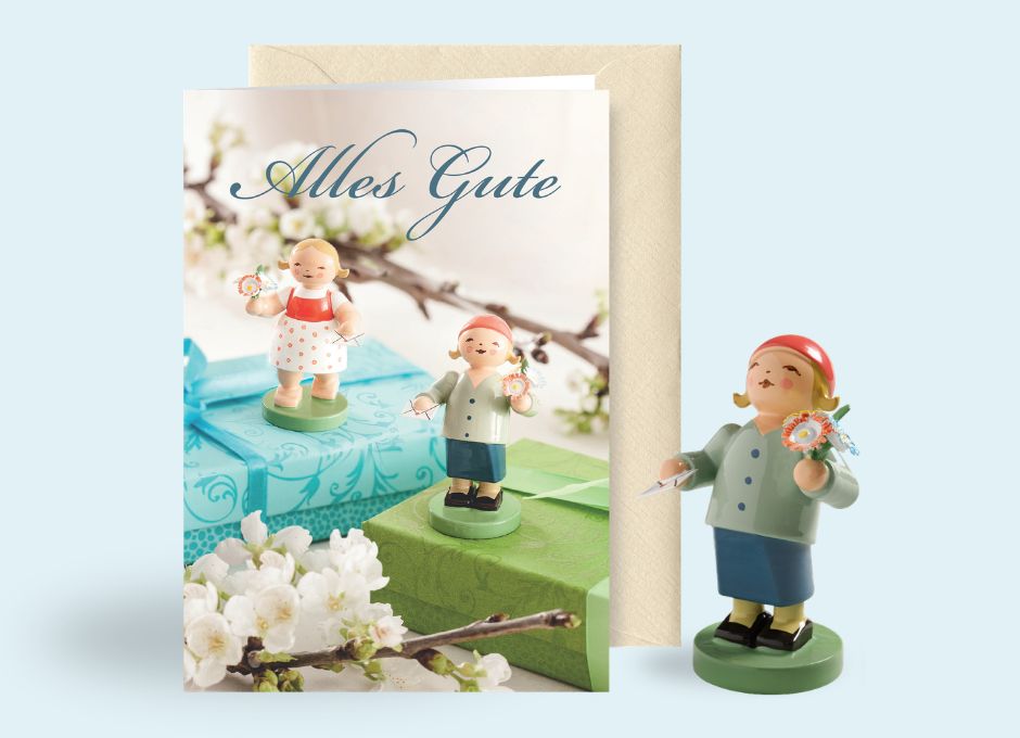 Grußkarte und hangefertigte Holzfigur von Wendt & Kühn zum Muttertag