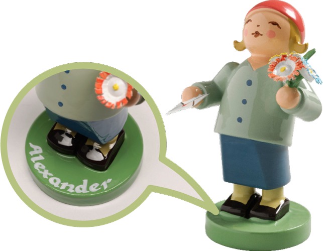 Gratulant mit Brief und Blumen 